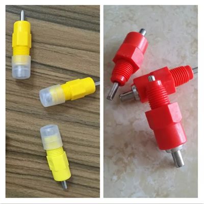 Metal Plastic Nipple Poultry Feeder Drinker Outlet 360 Derajat
